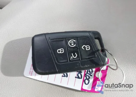 2019 Volkswagen Jetta 1.4T Sel from USA, damaged, VIN 3VWEB7BU2KM273950